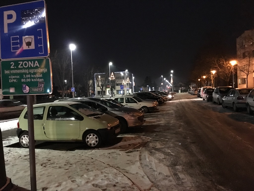parking-kod-galzenice-neociscen-snijeg-led-4