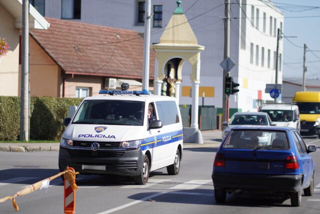 policija promet cesta akcija. (2)