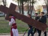 Krizmanici NBDM scenskim prikazom Muke Gospodnje predvodili križni put