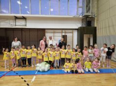 Mali sportaši iz DV Lojtrica nastavljaju s rukometnim aktivnostima: Skupina Gazelice posjetila ŽRK Udarnik