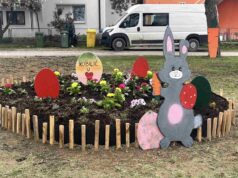 FOTO Proljetni ugođaj u Kobiliću: Članice Udruge žena prigodno ukrasile mjesto ususret Uskrsu