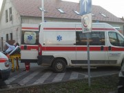 Automobil naletio na pješakinju