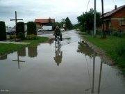 FOTO U Petini poplavila cesta