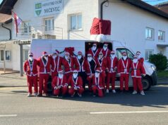 Blagdanska čarolija u Mičevcu: Omiljeni “Djedice” i ove godine donose osmijehe na lica najmlađih