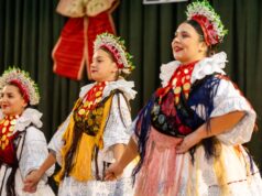 FOTO Pjesma, ples, tradicija i živo sjećanje na Vojka Miklaušića