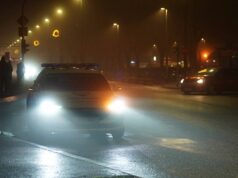 Pijan ostavio auto na pločniku pa završio na sudu: Evo kako je kažnjen