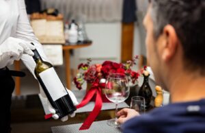 Mon Ami zapošljava: Otvorena pozicija za konobara u jednom od najboljih goričkih restorana