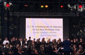 “Od Kinga do Bossa”: Večeras u Parku dr. Franje Tuđmana rock and roll koncert Umjetničke škole Franje Lučića