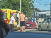 Prometna nesreća u Vukovini: Sudar dvaju automobila, hitna na terenu