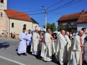 FOTO Župa Sveta Tri Kralja u Donjoj Lomnici proslavila 50 godina od osnutka