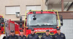 Nova snaga za vatrogasce: JVP Velika Gorica preuzeo moderno vatrogasno vozilo s 5.000 litara vode