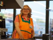 KTC supermarket Velika Gorica nagrađuje kupce poklon-karticom od 20 eura